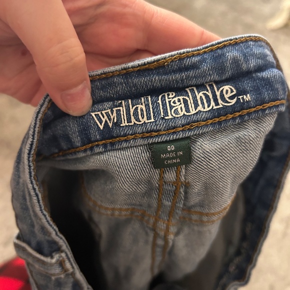 Wild Fable Dark Wash Ripped Jeans Size 00 - Picture 3 of 3